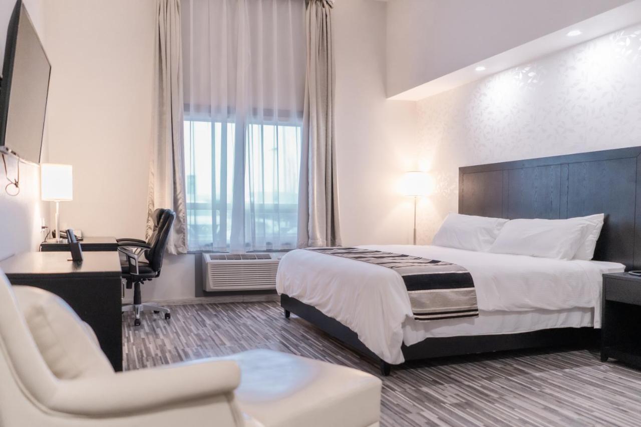 Stars Inn Ледюк Екстериор снимка