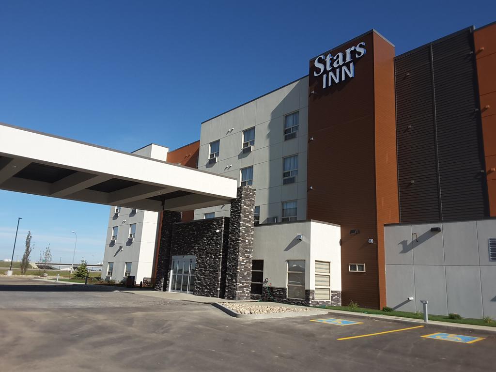 Stars Inn Ледюк Екстериор снимка